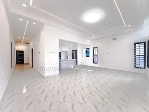 3bdrm Duplex in Tiyumba Real Estate, Ga East Municipal for sale