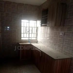 4bdrm House in Estates for rent