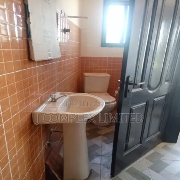 1bdrm Apartment in Estates for rent