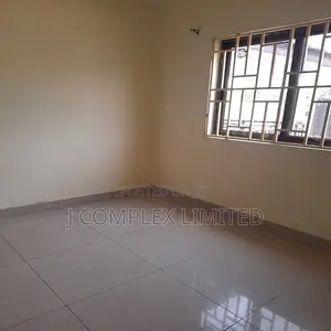 1bdrm Apartment in Estates for rent