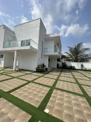 5bdrm House in Miracle Properties, New Legon for sale