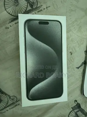 New Apple iPhone 15 Pro Max 256 GB White