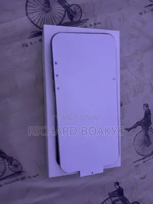 New Apple iPhone 15 Pro Max 256 GB White