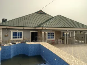 5bdrm House in Sewua Government, Kumasi Metropolitan for sale