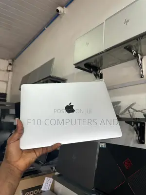 Laptop Apple MacBook Pro 2017 8GB Intel Core I5 SSD 256GB