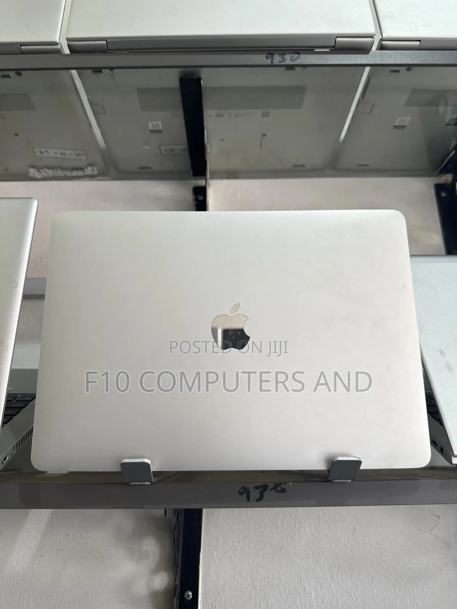 Laptop Apple MacBook Pro 2017 8GB Intel Core I5 SSD 256GB