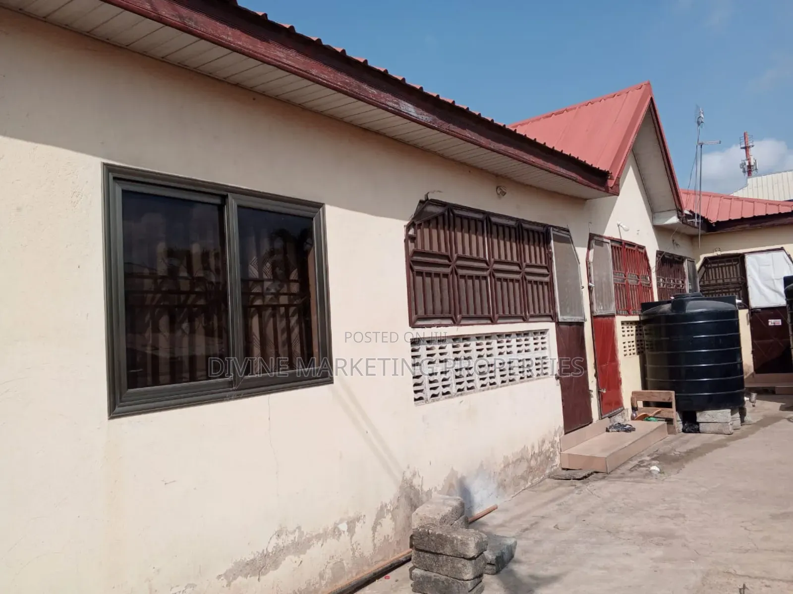 4bdrm Apartment in Adam Nana, Kasoa for sale
