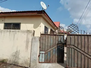 4bdrm Apartment in Adam Nana, Kasoa for sale