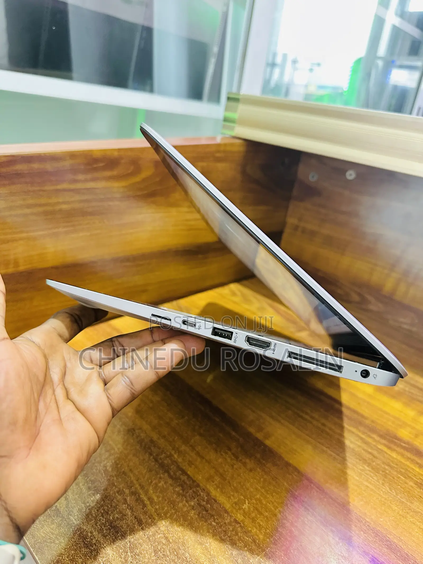 Laptop HP EliteBook 1040 G3 16GB Intel Core I7 SSD 256GB