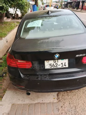 BMW 320i Sedan RWD 2014 Black