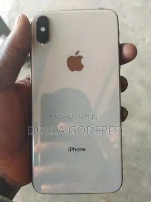 Apple iPhone XS Max 64 GB Gold