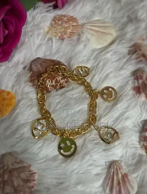 Bracelet (Gold)