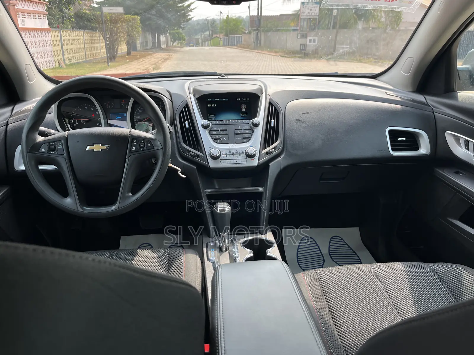 Chevrolet Equinox L FWD 2017 Silver