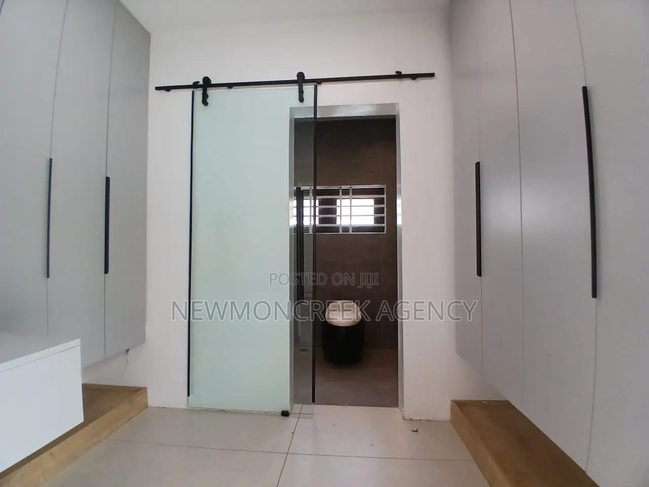 3bdrm Bungalow in Police City, Accra Metropolitan for sale