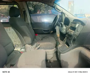 Hyundai H1 2022 Silver