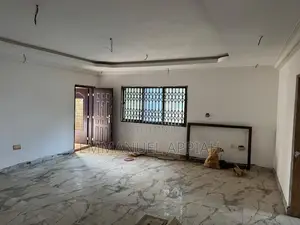 6bdrm House in Gbawe for sale