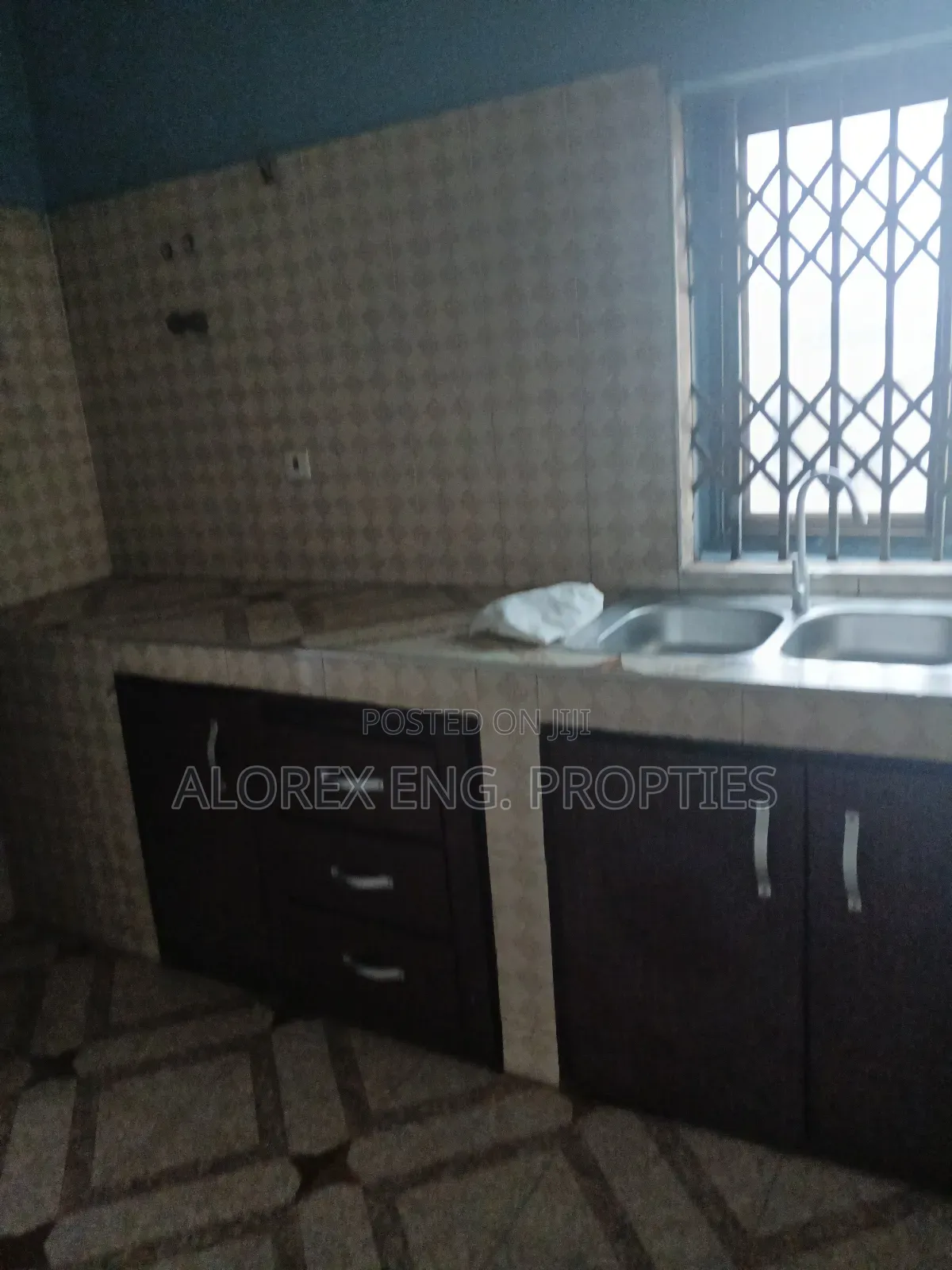 2bdrm Apartment in Ashieyie, Adenta for rent