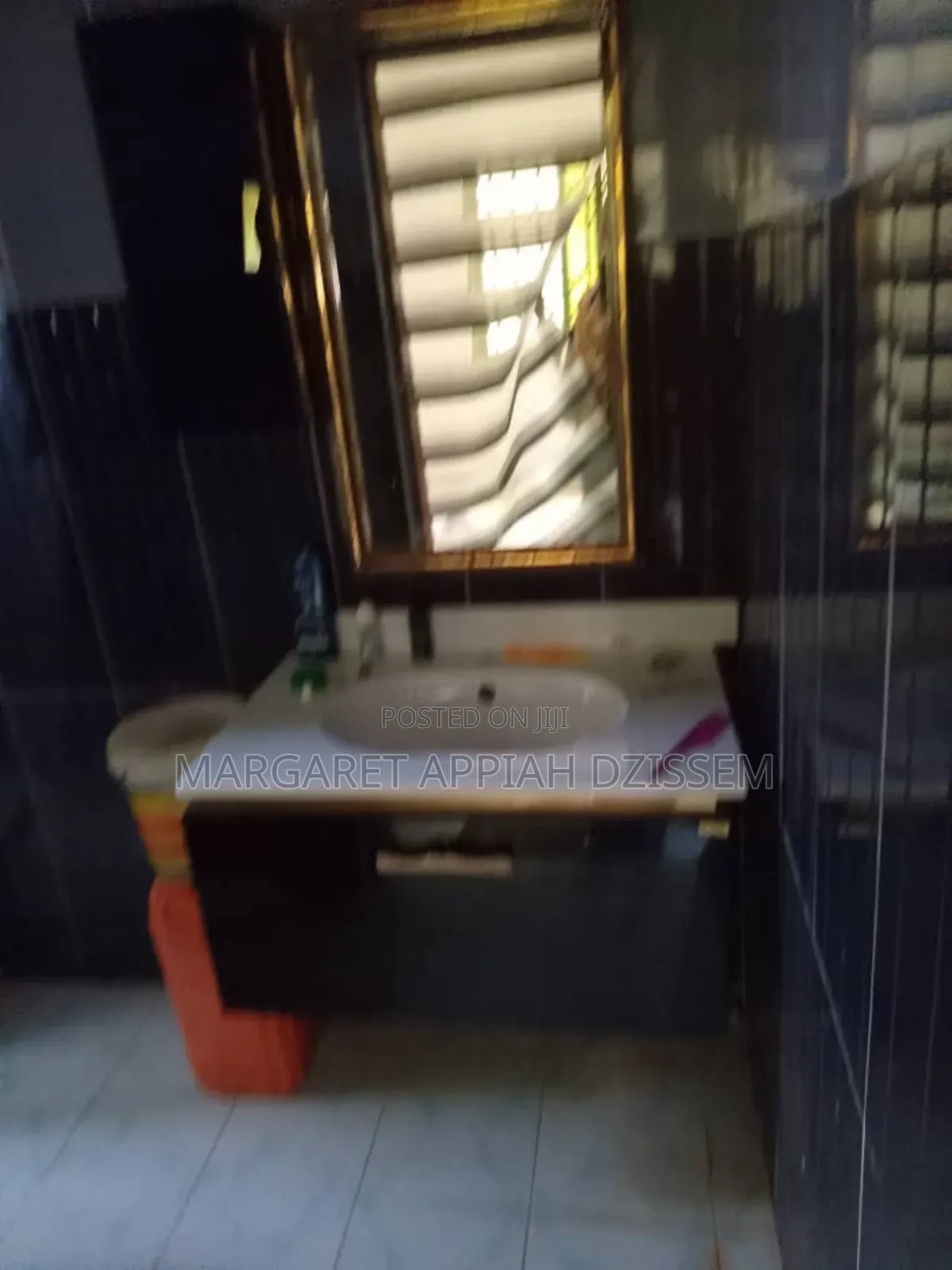 4bdrm House in West Hills Mall Area for sale