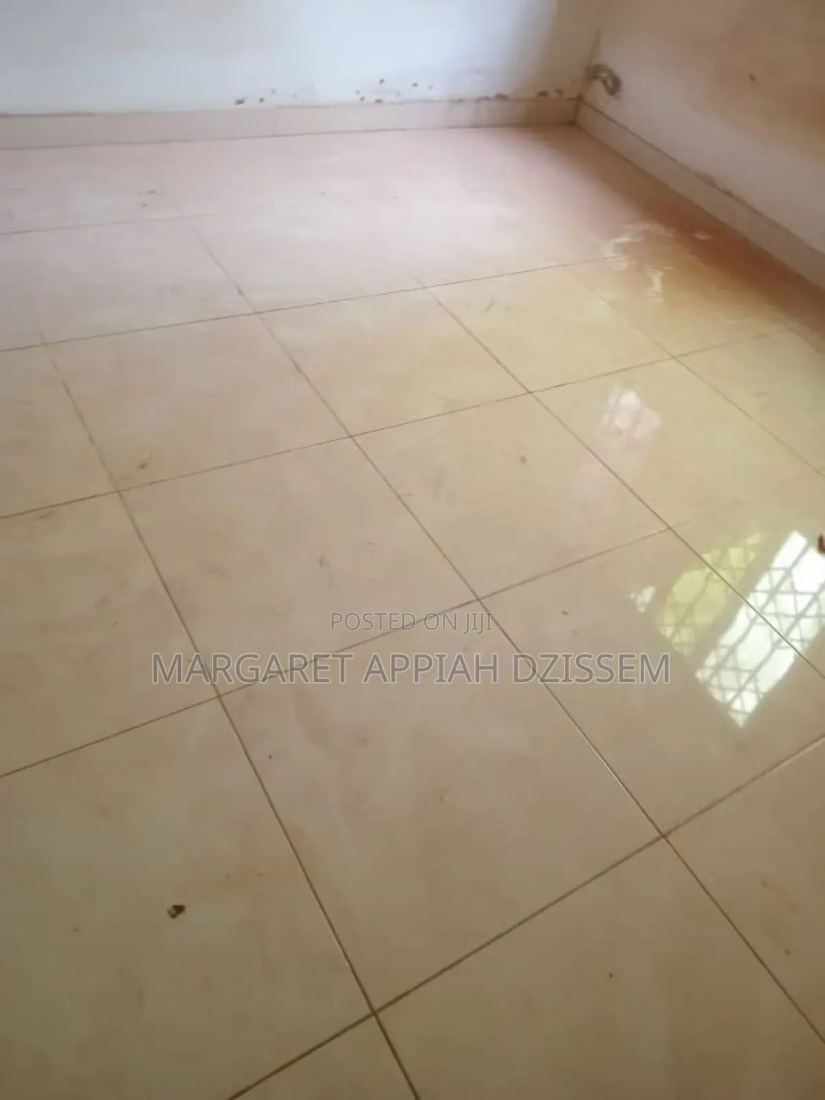 4bdrm House in West Hills Mall Area for sale