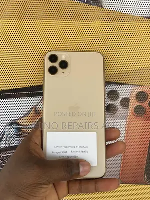 New Apple iPhone 11 Pro Max 256 GB Gold