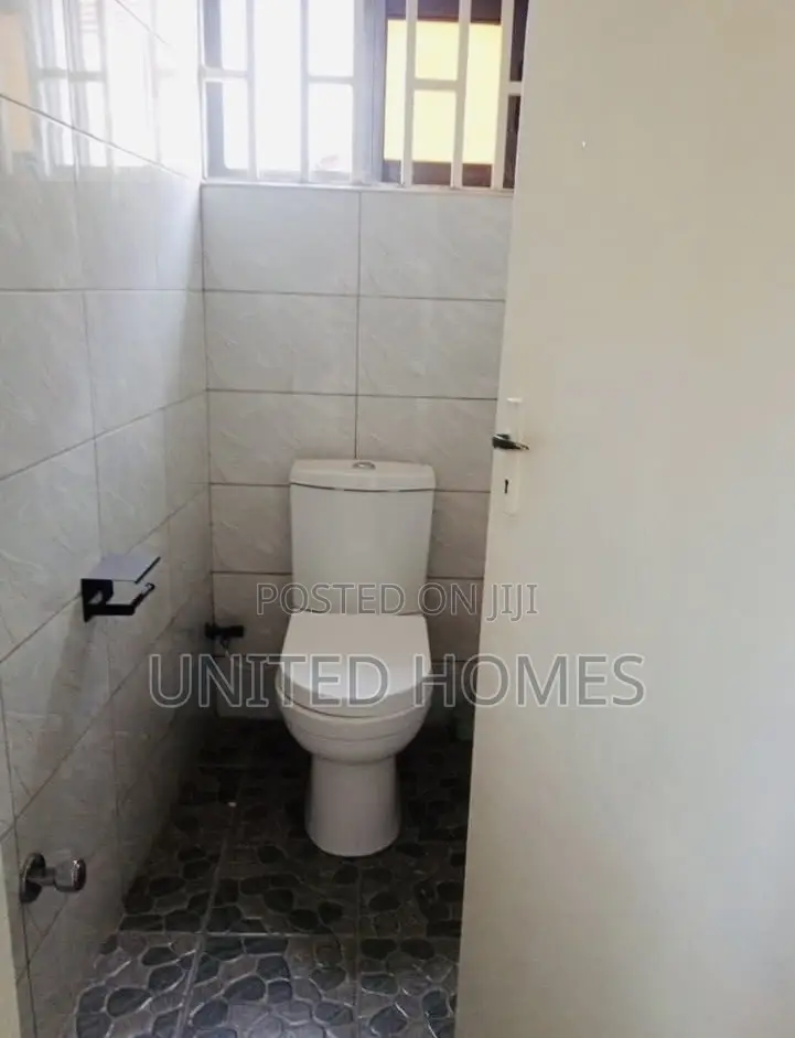 4bdrm House in Dansoman for sale