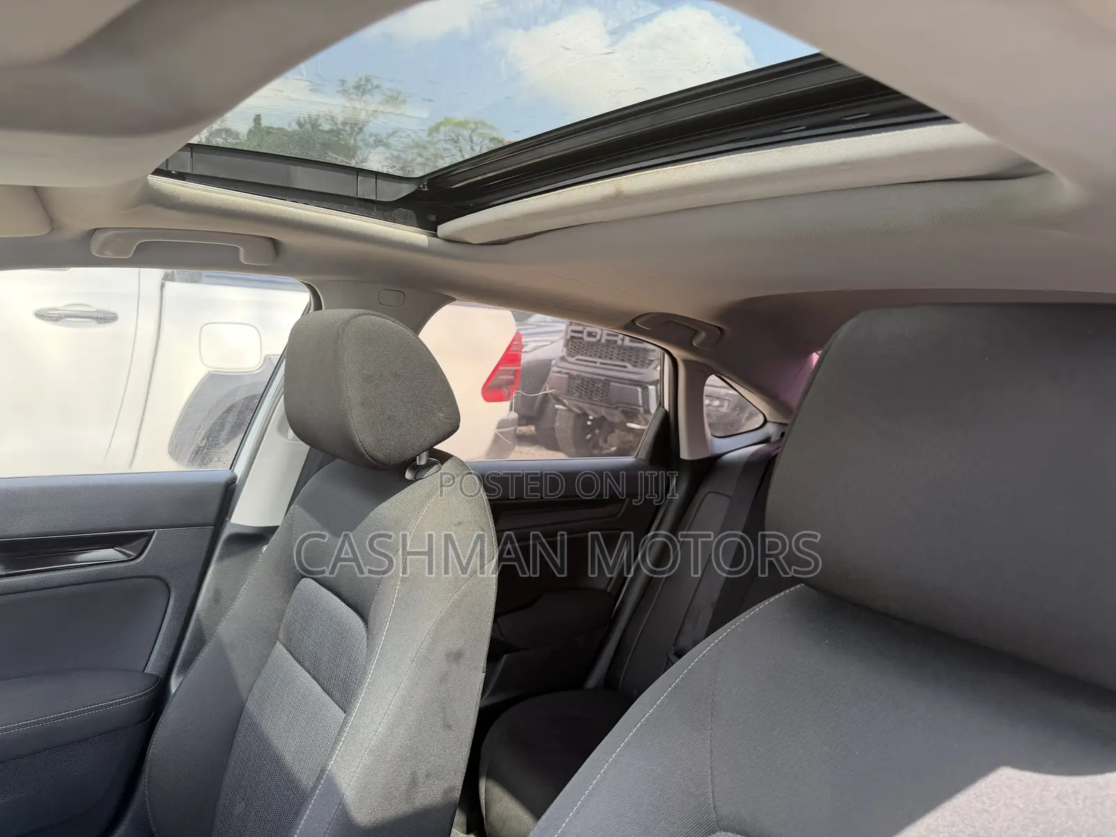 Honda Civic EX-L 2022 White