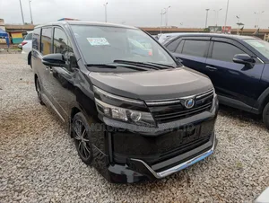 Toyota Voxy 2015 Black