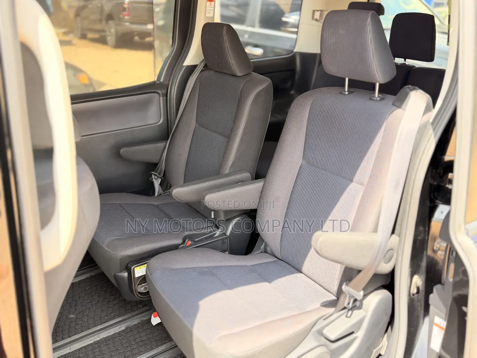 Toyota Voxy 2015 Black