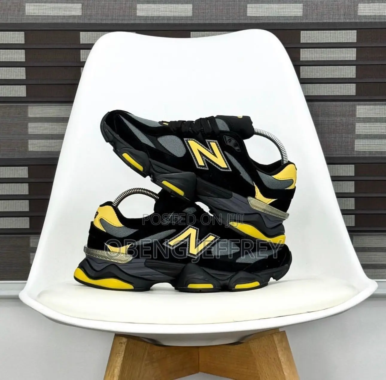 Original New Balance 9060 in Black/Yellow