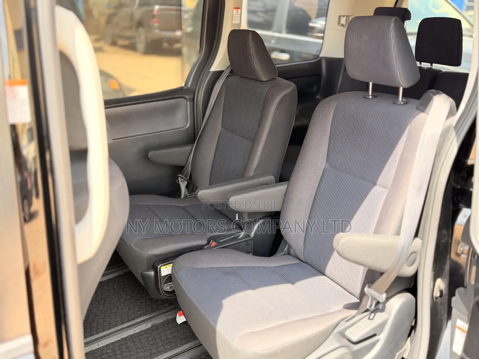 Toyota Voxy 2015 Black