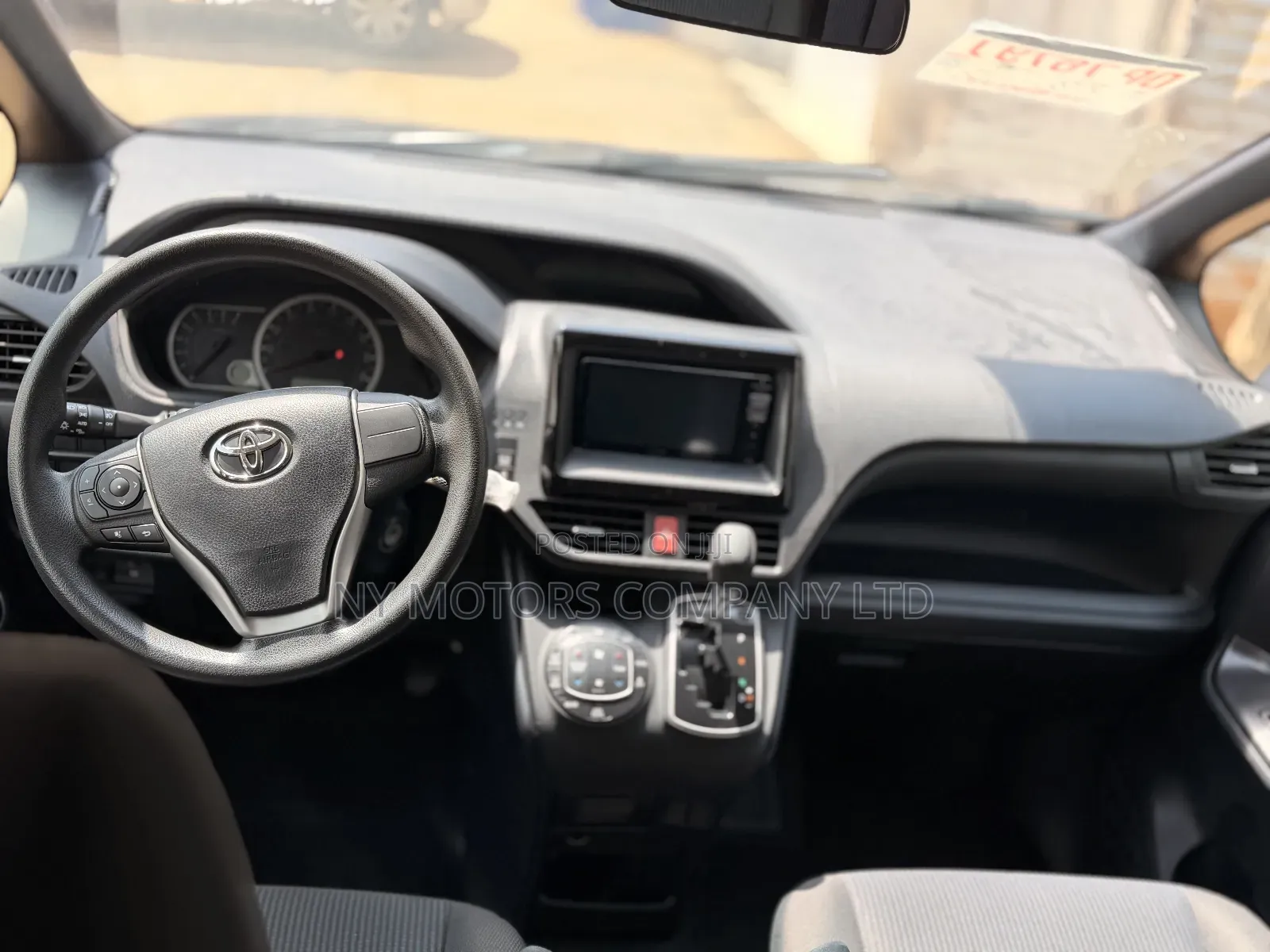 Toyota Voxy 2015 Black