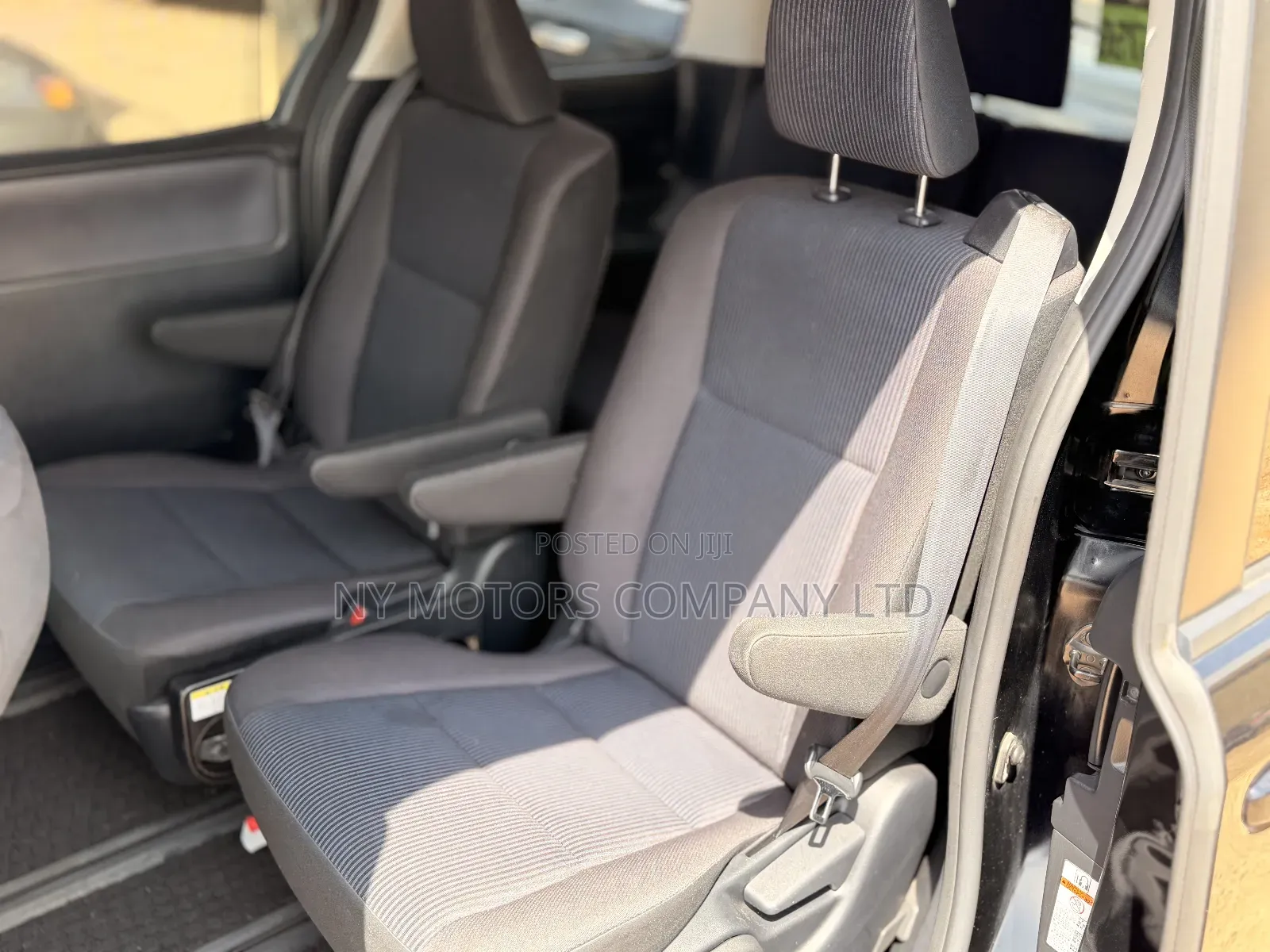 Toyota Voxy 2015 Black