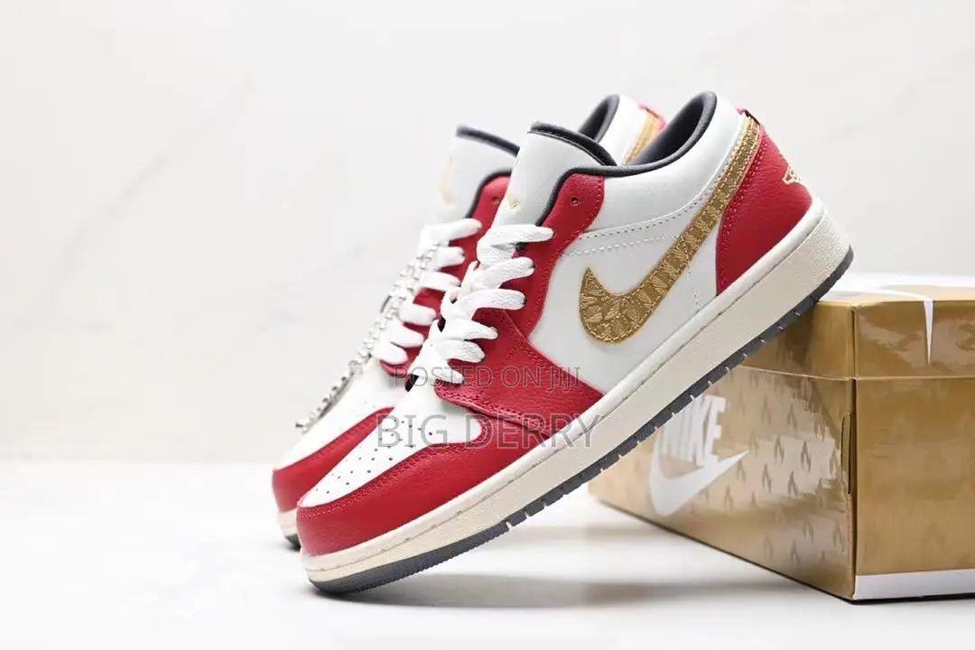 Air Jordan 1 Low Reverse Bred Variety