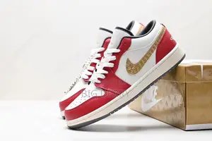 Air Jordan 1 Low Reverse Bred Variety