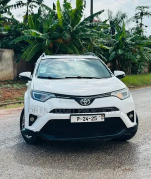 Toyota RAV4 2017 White