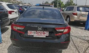 Honda Accord Touring 2.0T 2018 Black