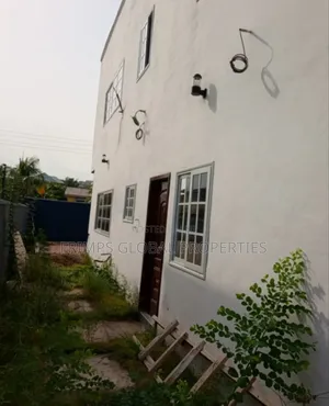 5bdrm House in Gbawe for sale