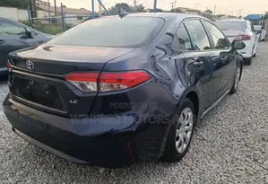 Toyota Corolla LE 2021 Blue