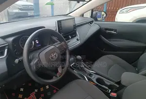 Toyota Corolla LE 2021 Blue