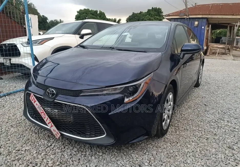 Toyota Corolla LE 2021 Blue