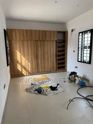 3bdrm House in Teshie Estates for sale