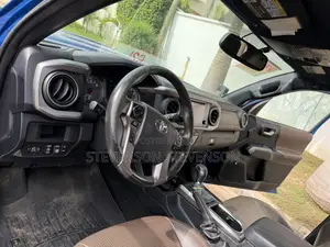 Toyota Tacoma Limited 2018 Blue