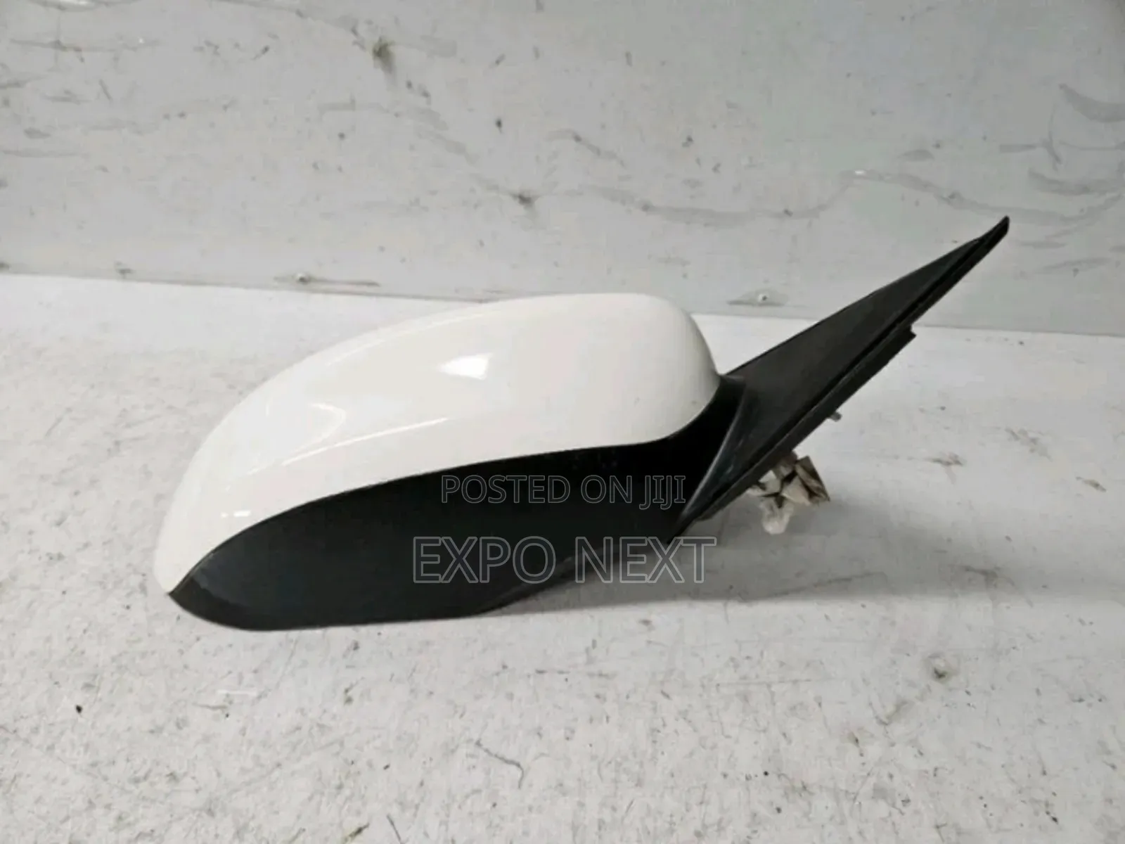 2013-2018 Nissan Altima Sedan Door Mirror Passenger Assembly Pair