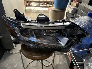 Mitsubishi Outlander 2016-19 Double Yoke Head Light Pair