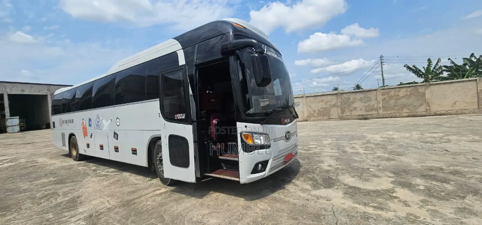 Kia Granbird 2012 Beige