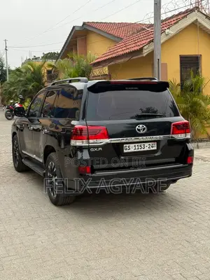 Toyota Land Cruiser 4.5 V8 GX-R 2014 Black