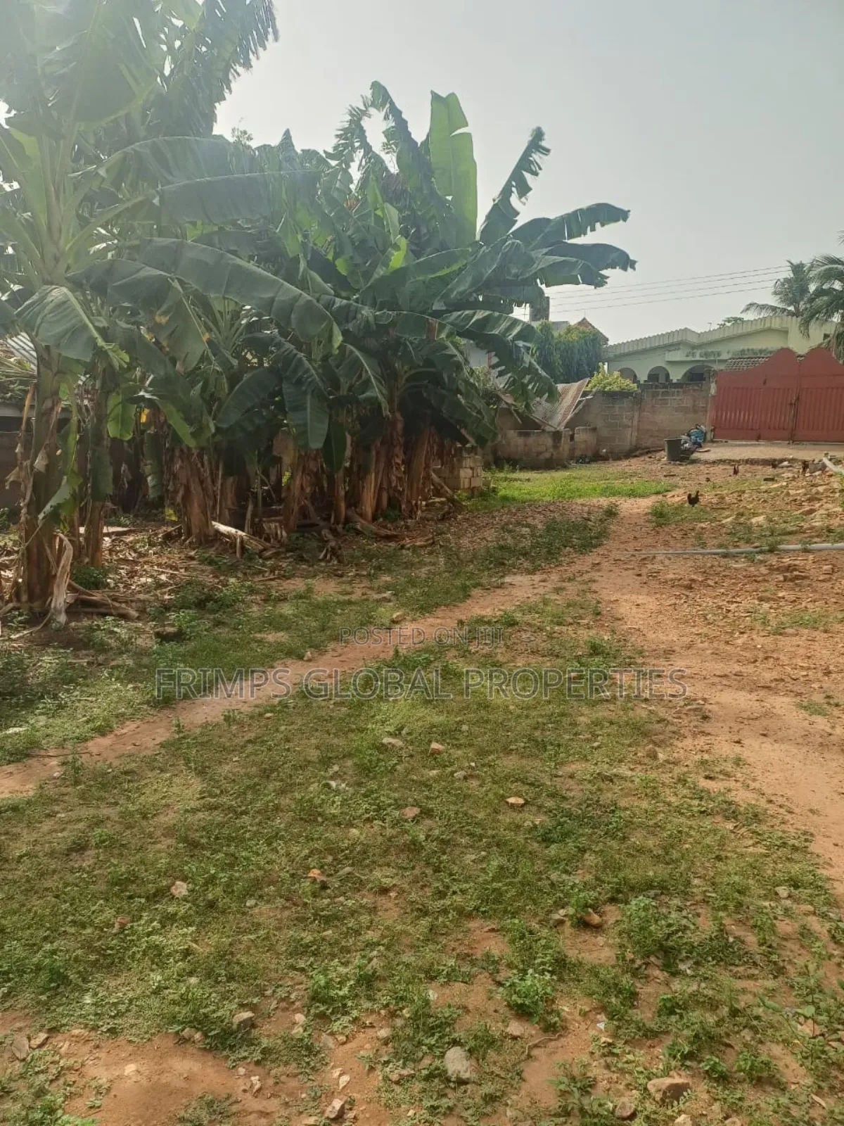 35/100 Half Plot of Land for Sale in Sowutom. Dl