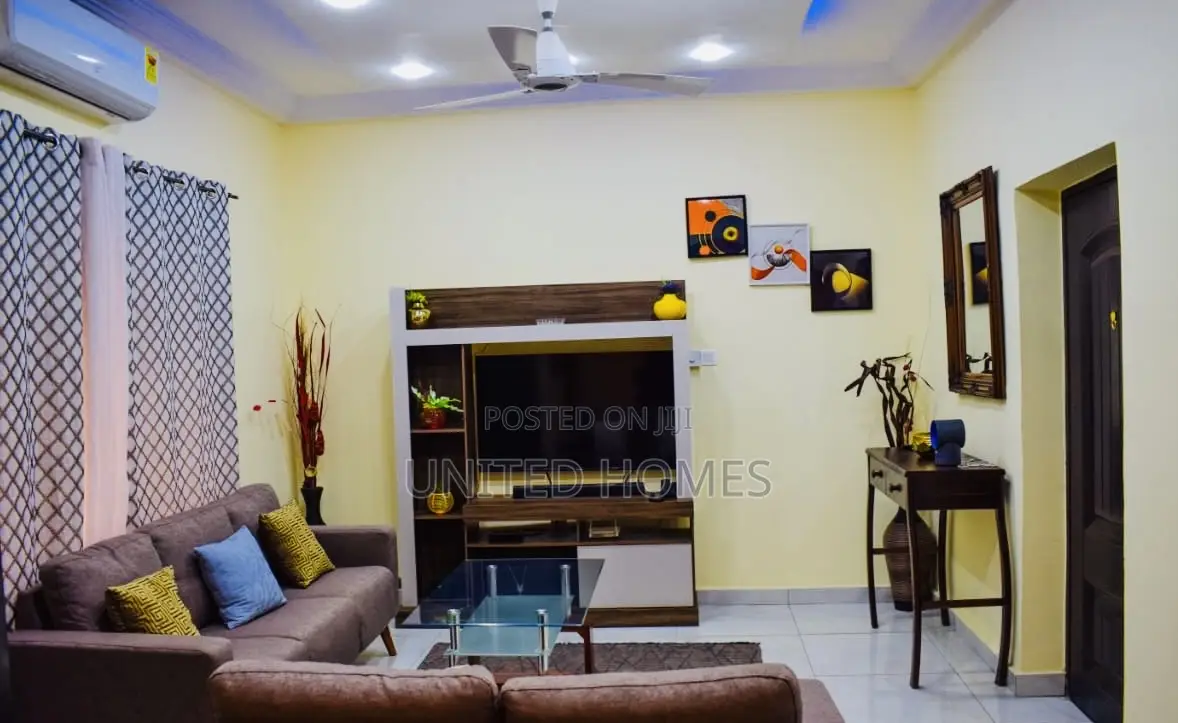 Furnished 2bdrm House in Labone for sale
