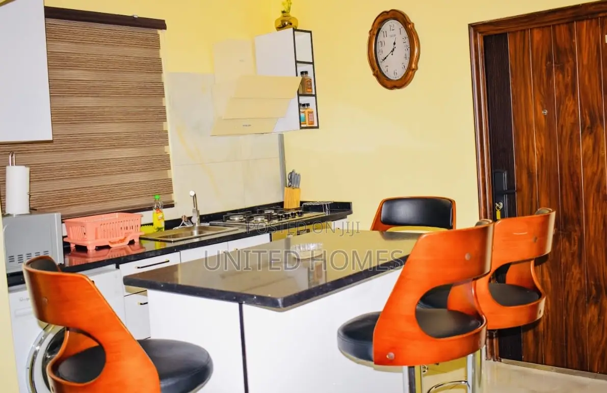 Furnished 2bdrm House in Labone for sale