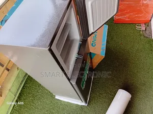 Flamingo 80l Lightweight Compact Fridge – Easy Placement
